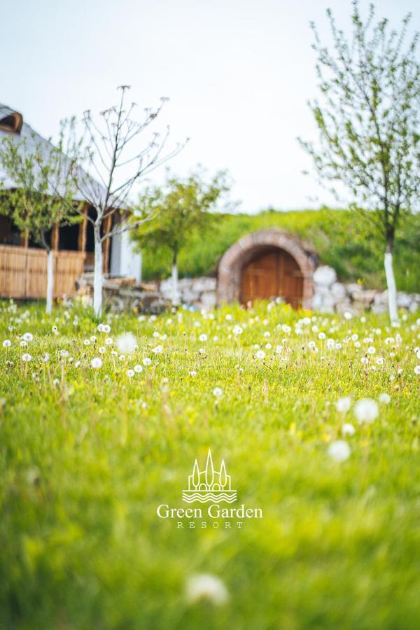 Green Garden Resort Cicirlau Esterno foto