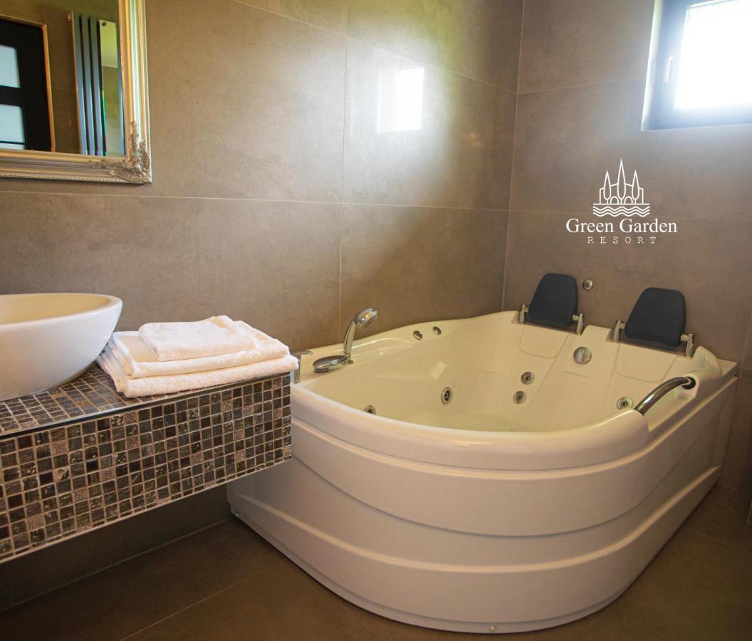 Green Garden Resort Cicirlau Esterno foto